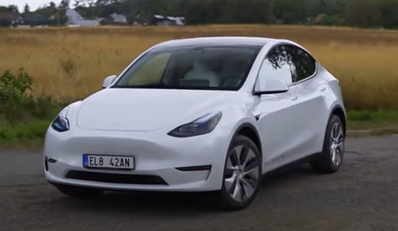 Musk Tesla Model Y