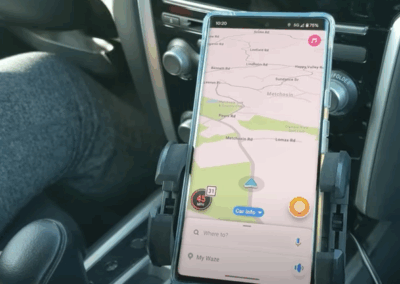 Mobil a aplikácia Waze