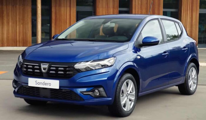 Prečo Dacia Sandero šokujúco stráca fanúšikov: Návrat k lacným autám už nestačí