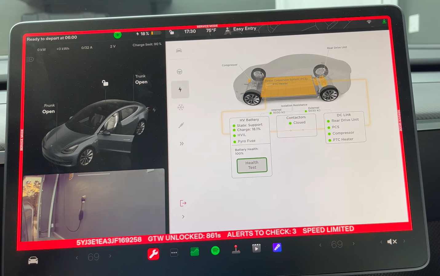 Dispay Tesla