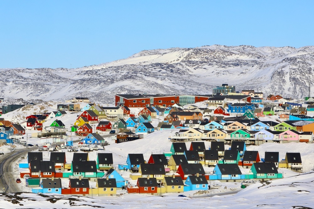 pohľad na Ilulissat mesto v Grónsku