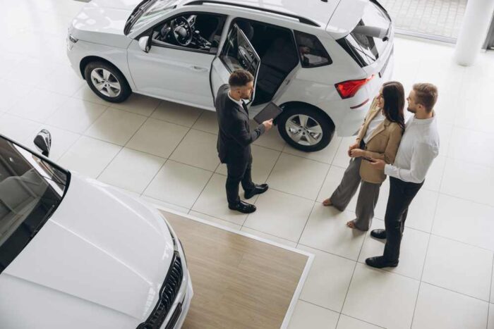 Elektromobily dosiahli v Európe takmer 20 percent predajov – Tesla klesá, BYD zdvojnásobil čísla