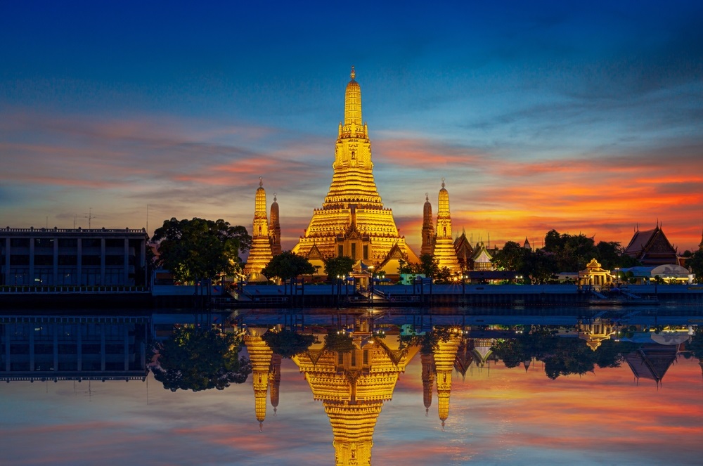 Wat Arun a zapad slnka