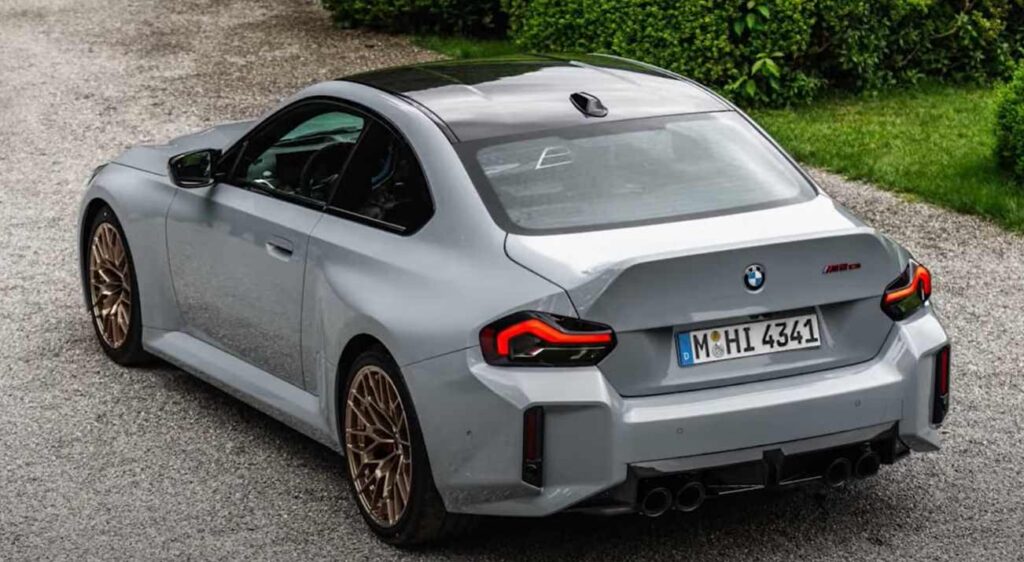 BMW M2 CS