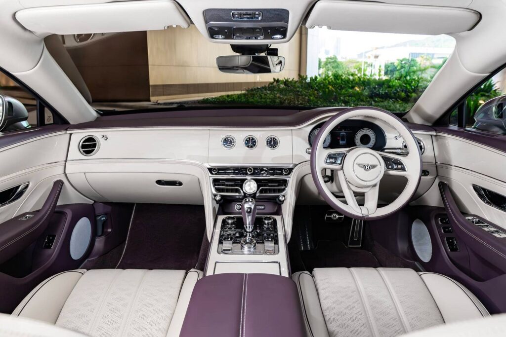 interier Bentley