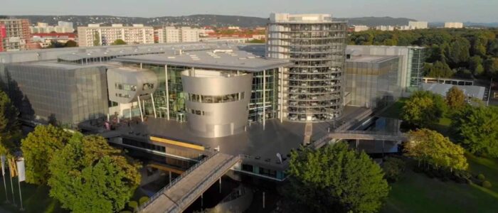 VW prepúšťa 50 000 ľudí: Čo to znamená pre slovenského majiteľa VW auta a jeho servis?