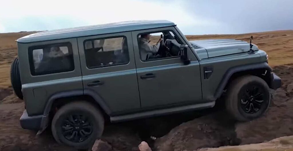 BAW 212 SUV