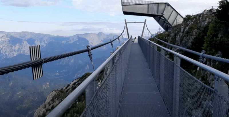 360-stupňový visutý most na Hochkare