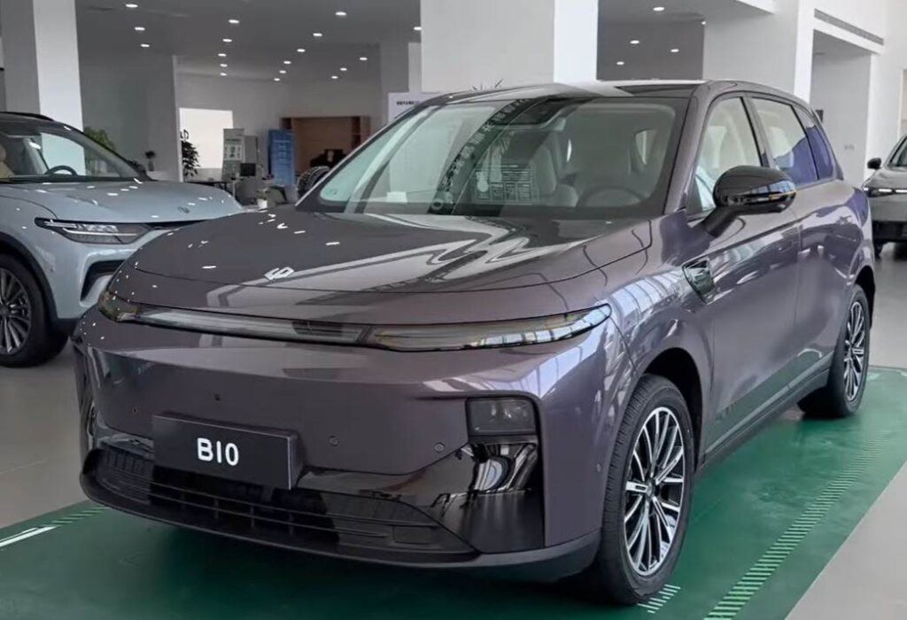 Leapmotor B10