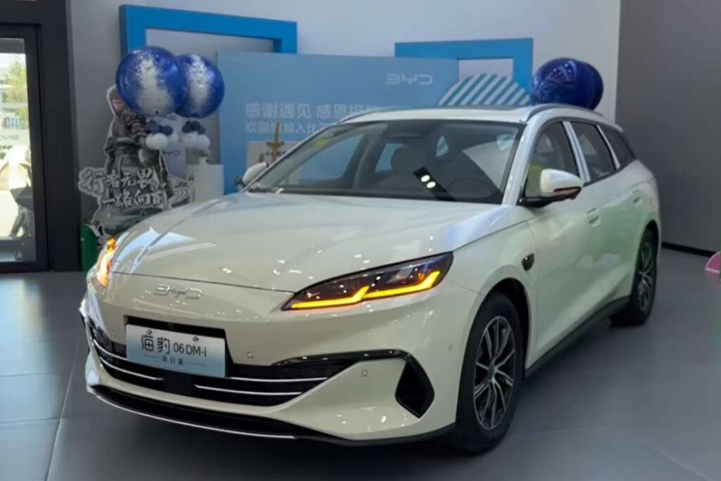 BYD SEAL DMi