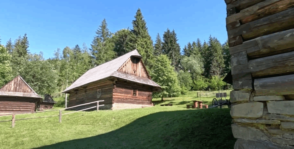 Skanzen Vychylovka vás prenesie v čase a ukáže vám, ako sa kedysi žilo na Kysuciach.