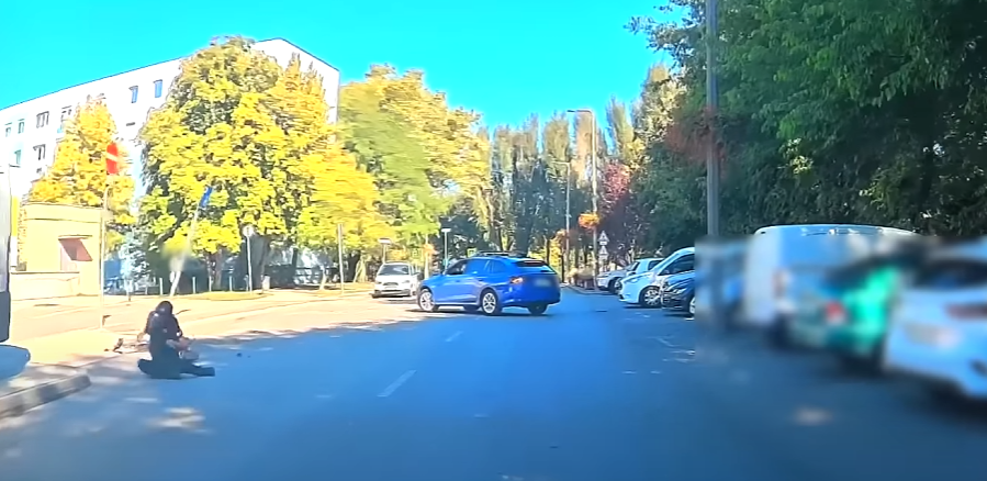 Csaba mal na sebe prilbu a chrániče chrbtice, čo mu pravdepodobne zachránilo život, no aj tak skončil v nemocnici so zlomenou kľúčnou kosťou a rebrom.