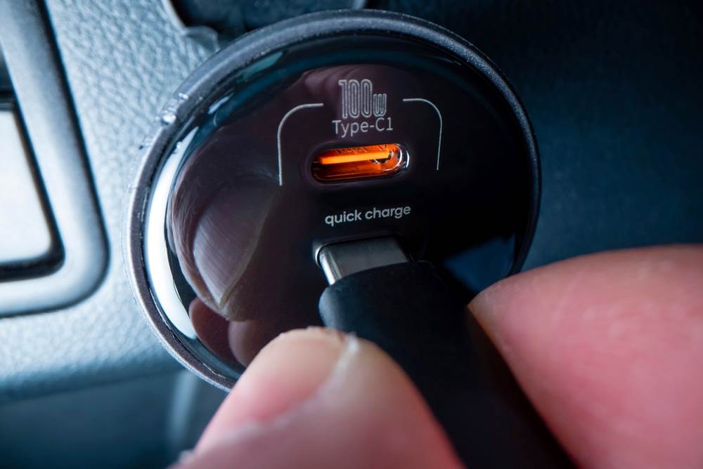 Auto USB