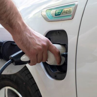 Plug in hybrid nabíjanie