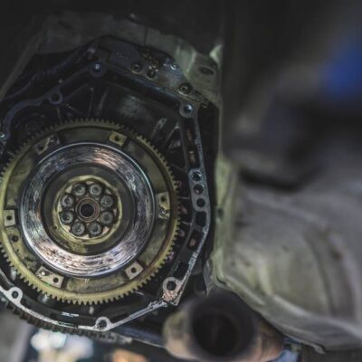 Poškodený dvojhmotný zotrvačník