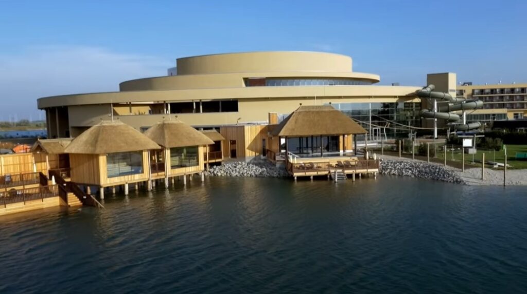 SPA St. Martins Therme & Lodge