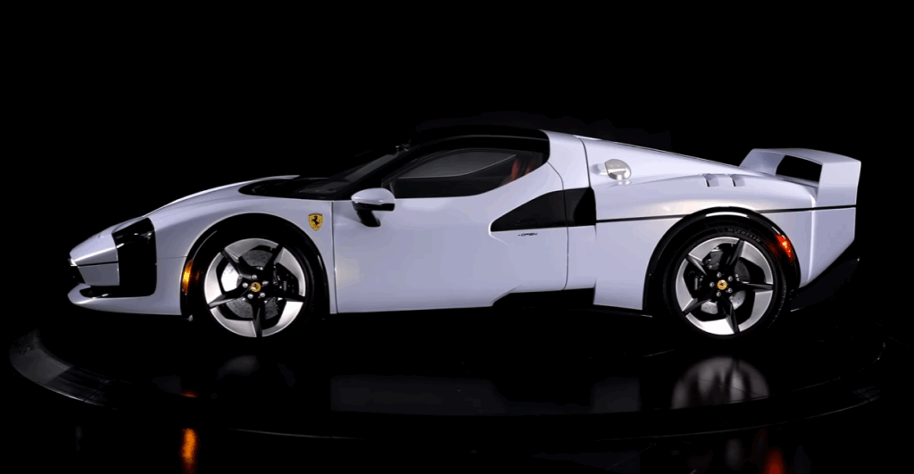 Nové Ferrari SP-8 je modernou poctou legendárnemu modelu F40. Vznikol len jediný kus pre taiwanského zberateľa.