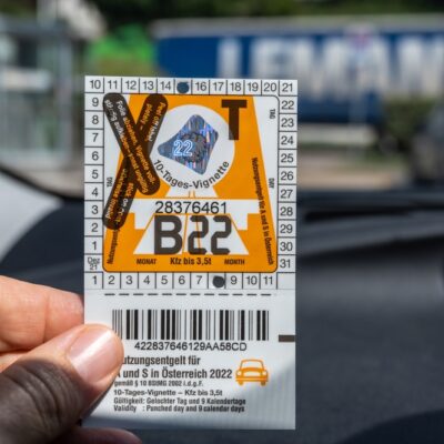 Klasická diaľničná známka v Rakúsku sa v roku 2027 stane minulosťou.