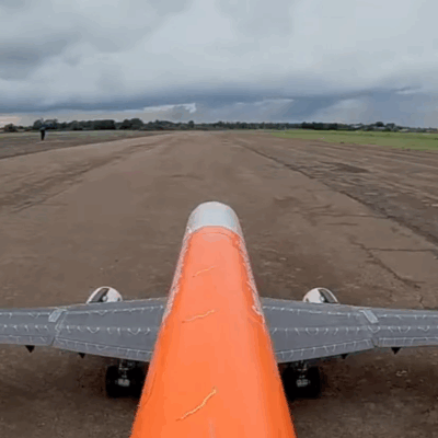 Revolučný koncept AlbatrossONE od Airbusu. Pohyblivé konce krídel sa inšpirovali albatrosom.