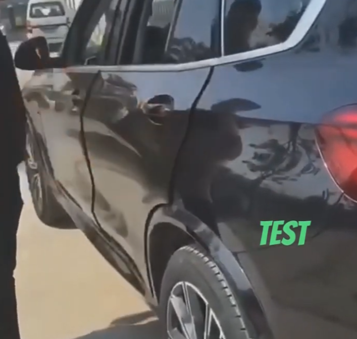 Automatické dvere v moderných autách sú pohodlné, no môžu byť nebezpečné. Súd rozhodol, že BMW ignorovalo stovky sťažností a ohrozilo bezpečnosť zákazníkov.