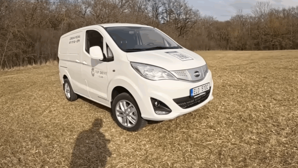 Koncept BYD Racco je miniatúrna elektrická dodávka, ktorá je ideálna do preplnených miest.