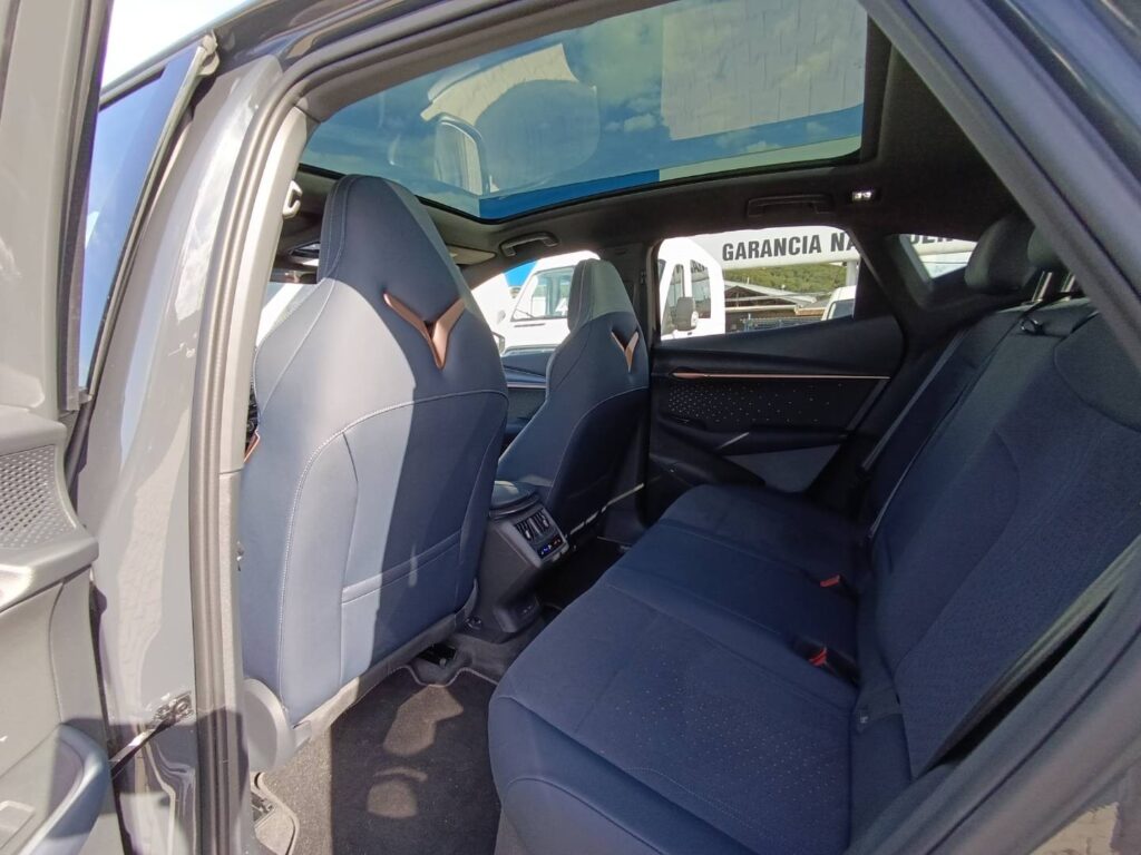 Cupra-Tavascan-82KWh-250KW-4x4-Adrenaline-27695570-17