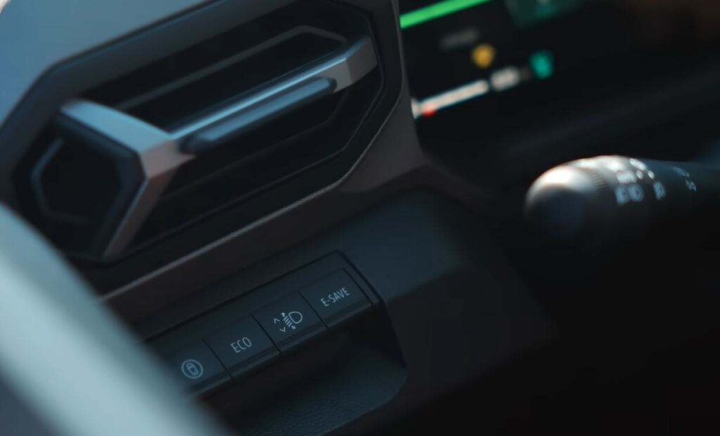 Dacia Bigster tlačidlo