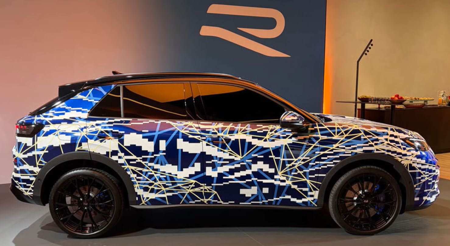 Nový T-Roc R dostane motor z Golfu R a výkon 333 koní! - Auto Trendy
