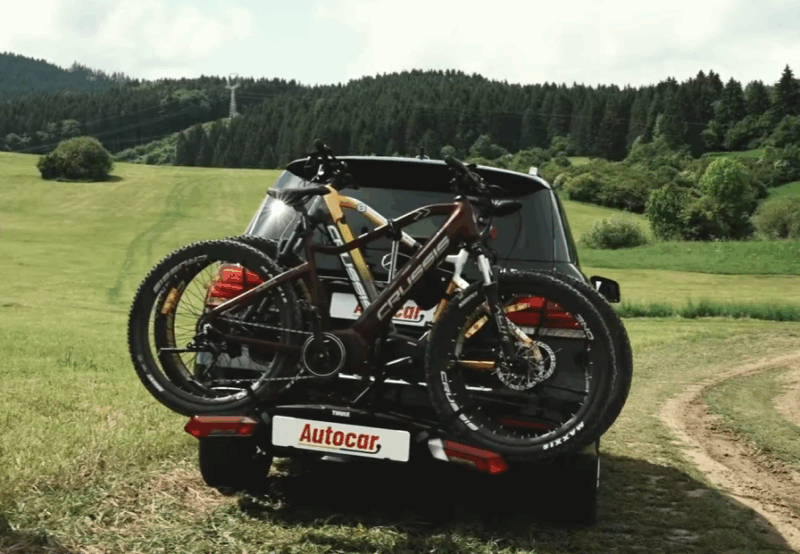 Thule Vero mieri na ťažké e-biky a cargo bicykle. Ponúkne 36 kg na jedno miesto a tri body fixácie pre maximálnu stabilitu.