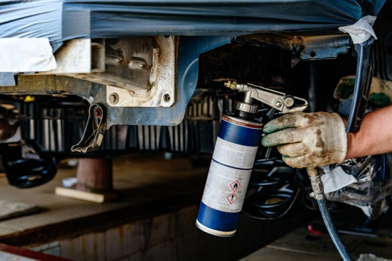 Profesionálny antikorózny nástrek podvozku a dutín je najlepšou ochranou pred hrdzou.