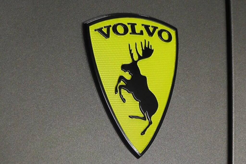 Logo losa je symbolom oficiálneho továrenského tuningu od Volva, ktorý ponúka zvýšenie výkonu pre mnohé modely.