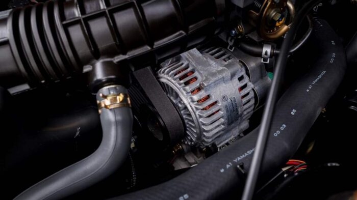 Päť varovných signálov, že alternátor vo vašom aute odchádza. Ignorovanie stojí stovky eur