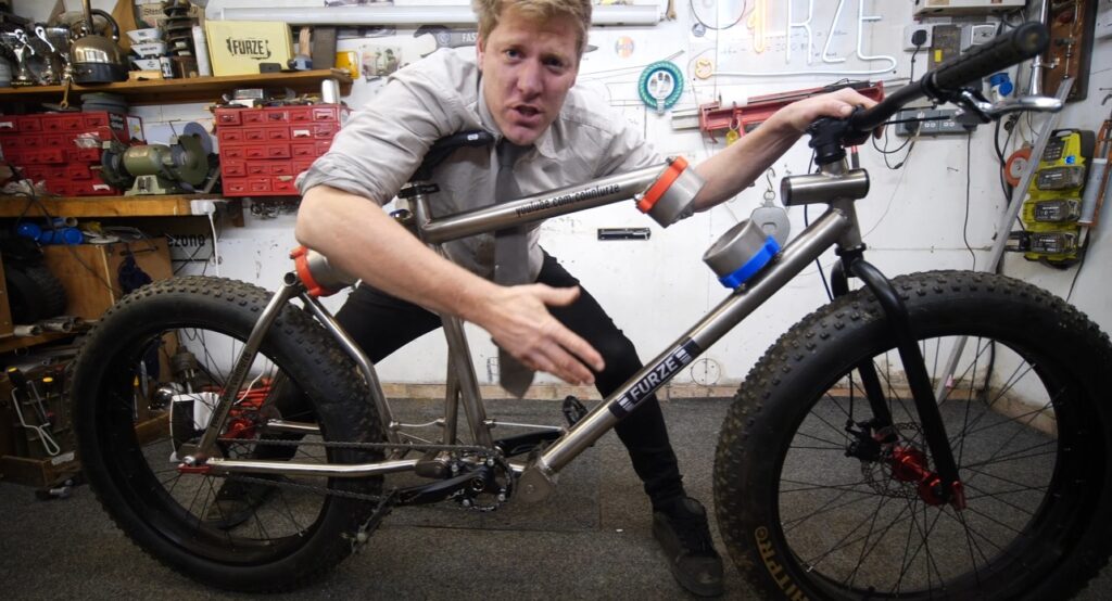 Magnety dokážu uniesť váhu jazdca, no vyžadujú robustný vodiaci mechanizmus. Jazda je hladká, no systém je ťažký a drahý.