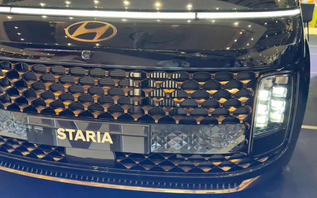 Hyundai Staria