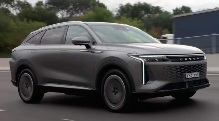 Omoda 9 má 537 koní a dojazd 1100 kilometrov: Veľké SUV chce zaujať luxusom aj cenou