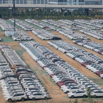 Parkovisko Čínske autá