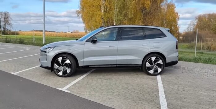 Volvo EX60 debutuje dnes: Pozrite si živý prenos