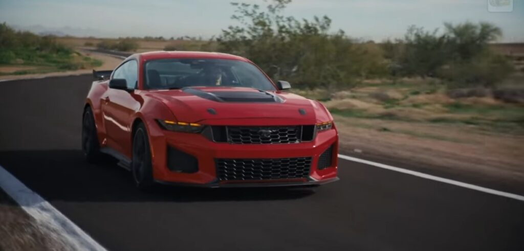 Ford Mustang Dark Horse SC