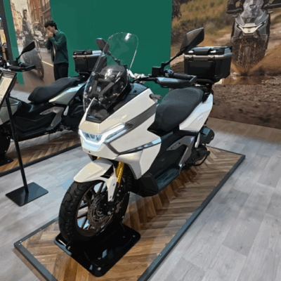 Phelon & Moore Panthette X kombinuje retro dizajn s elektrickým pohonom. Britská značka sa vracia po viac než 50 rokoch.