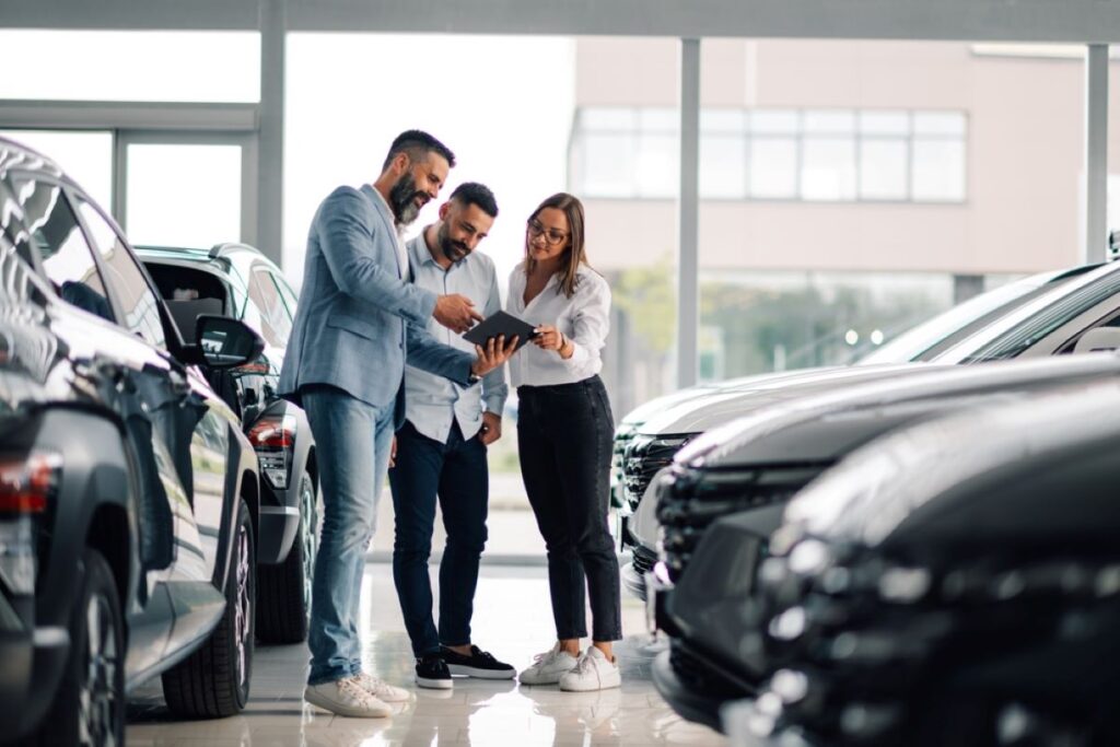 Predajňa áut kupujúci