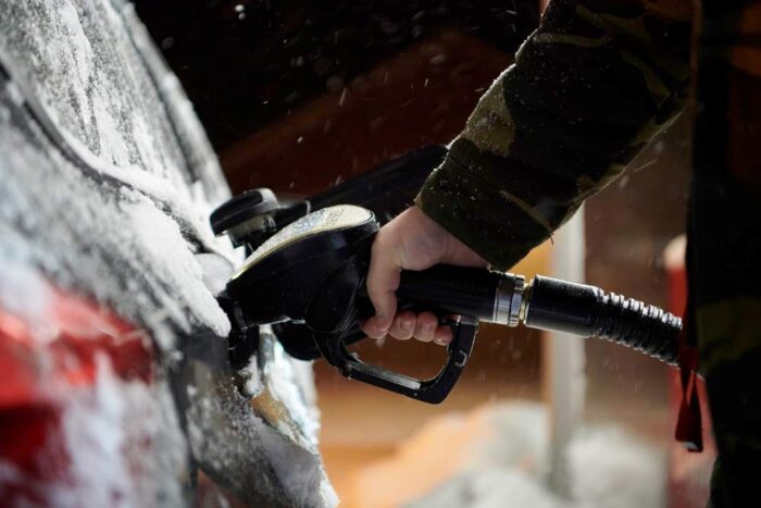 Môže palivo zamrznúť? Ako predísť problémom s naftou a benzínom v mraze