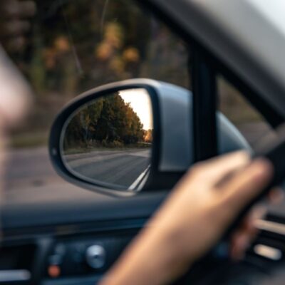 Vodič a spätné zrkadlo