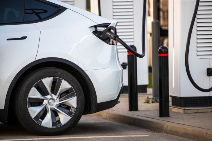 Čína sprísňuje pravidlá pre elektromobily: Batérie pod totálnym dohľadom štátu