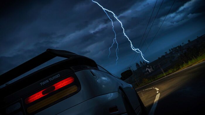 Čo sa stane, keď blesk zasiahne elektromobil?