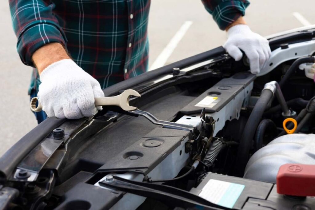 Kľúč v ruke motor