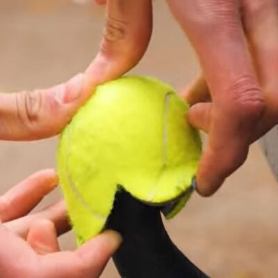 Tenisová loptička na guli