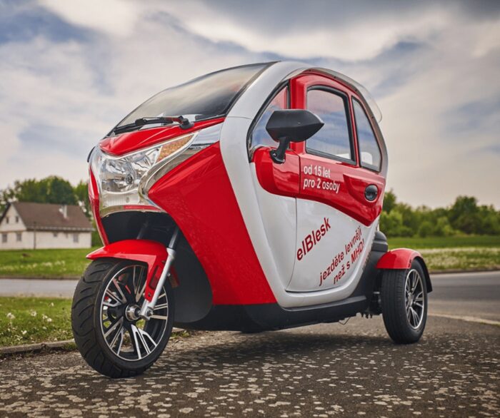 ELBLESK trojkolka na Slovensku: Najlacnejšia celoročná doprava nie len pre seniorov