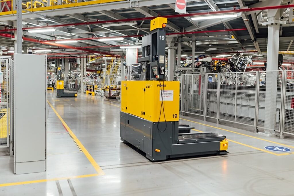 robotizácia v slovenských automobilkách