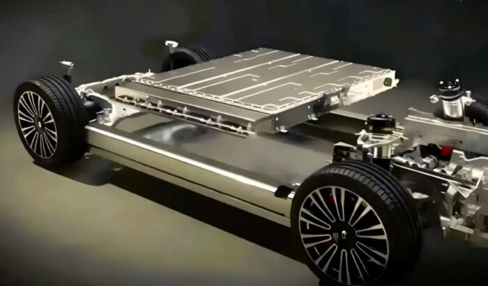 Koniec čakania na kábloch? BYD sľubuje nabitie elektromobilu za 5 minút