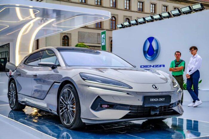 Denza Z9GT z dielne BYD príde do Európy. Nabije sa za 5 minút a ponúka 960 koní